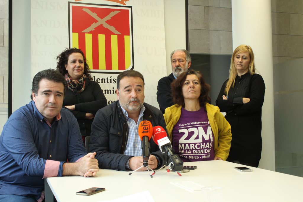 El actual equipo de Gobierno de Almoradí, PSOE-EU